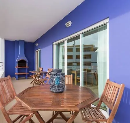 Apartment Casa Azul, Fast Wi-fi, Airco, Pool & Bbq Near The Da Rocha *