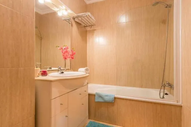 Appartement Casa Azul, Fast Wi-fi, Airco, Pool & Bbq Near The Da Rocha *